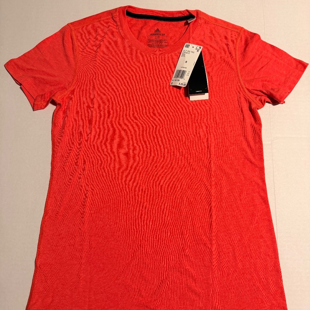 NWT Adidas Climate Cool Short Sleeve Tee Size Small